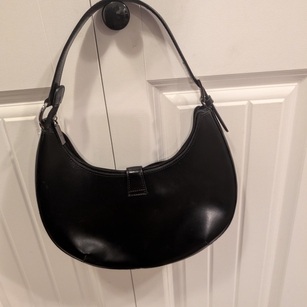 Elegant Black Women's Bag - Picture 2 of 3
